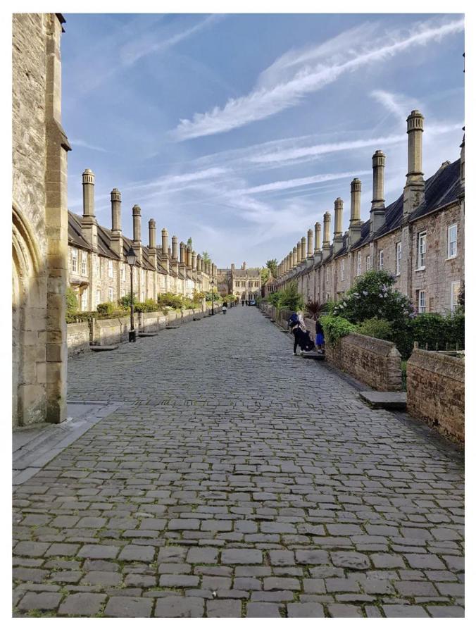 Centre, Quiet Mews House, Sleeps 6 Wells