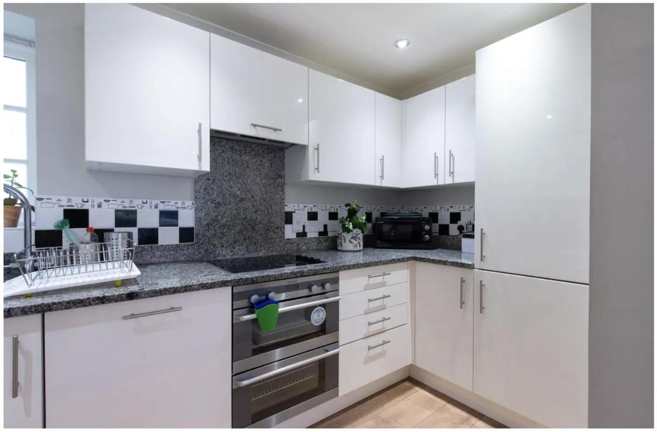 Holiday home Centre, Quiet Mews House, Sleeps 6
