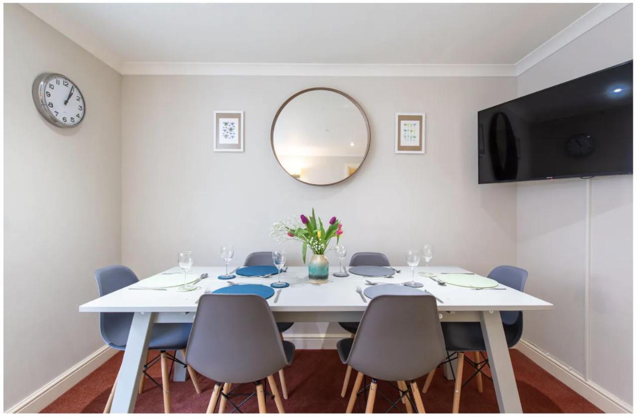 Centre, Quiet Mews House, Sleeps 6 Holiday home