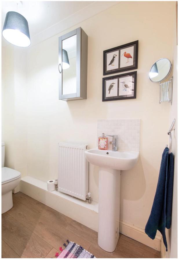 Holiday home Centre, Quiet Mews House, Sleeps 6 *
